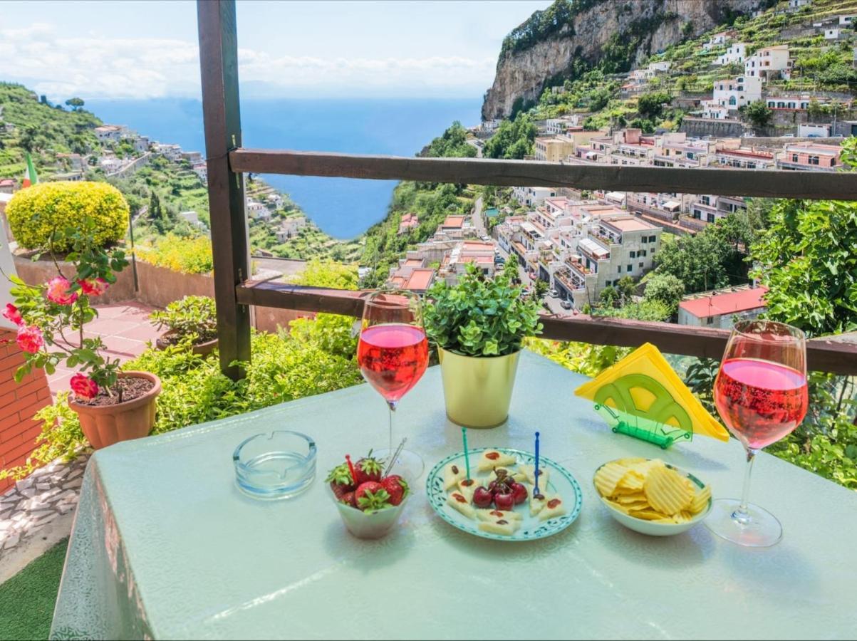 La Villa Di Enzo Casa Vacanze Con Vista Mare Амалфи Екстериор снимка